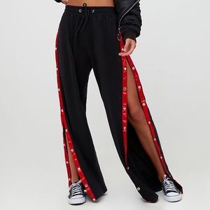 Pretty Little Thing joggers